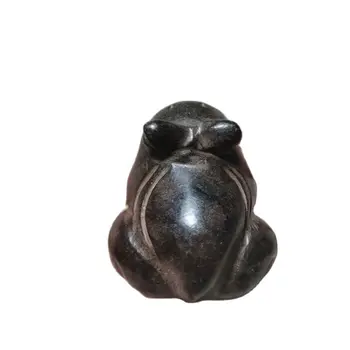 Hongshan kultūras antīko jade kolekcija dzelzs melna meteorīts varde, spēlējot gabalu
